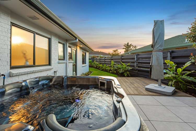 16 Luculia Drive Mount Maunganui_13