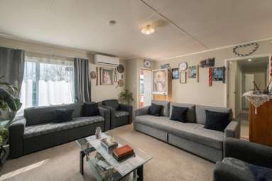 2/11 Dunstan Place_1