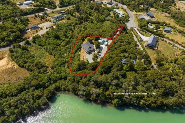 16 Tai Close Kaiuma Bay_2