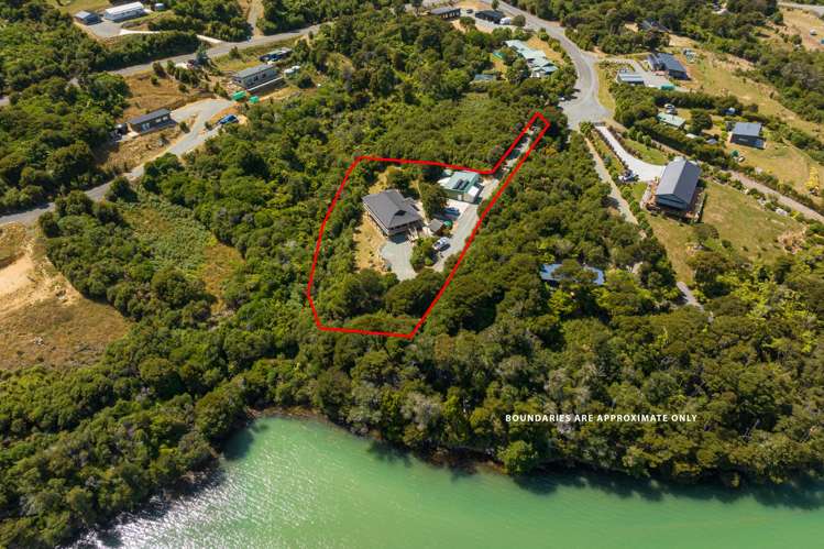 16 Tai Close Kaiuma Bay_2