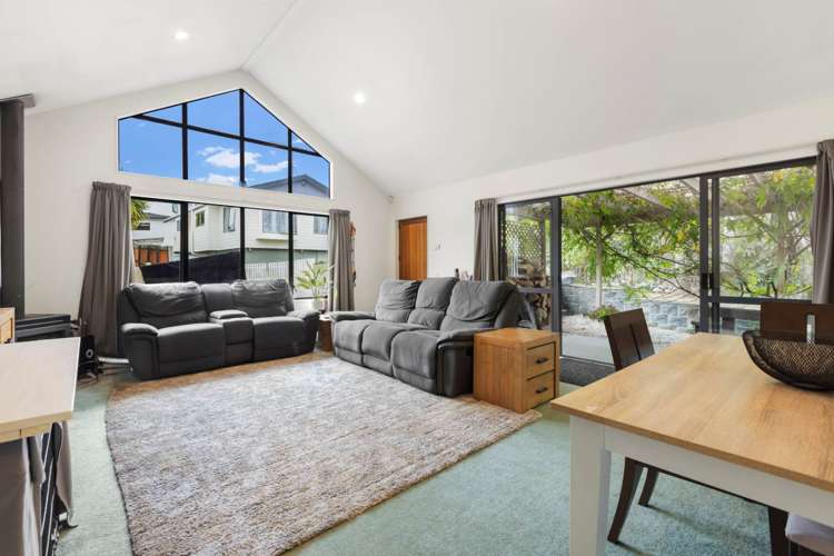 9 Loughanure Place Massey_7