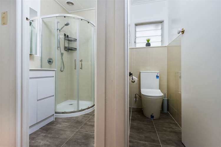 2/49 Corunna Road Milford_7