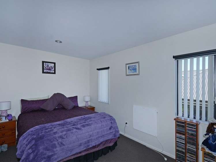 124 Kirton Drive Riverstone Terraces_13