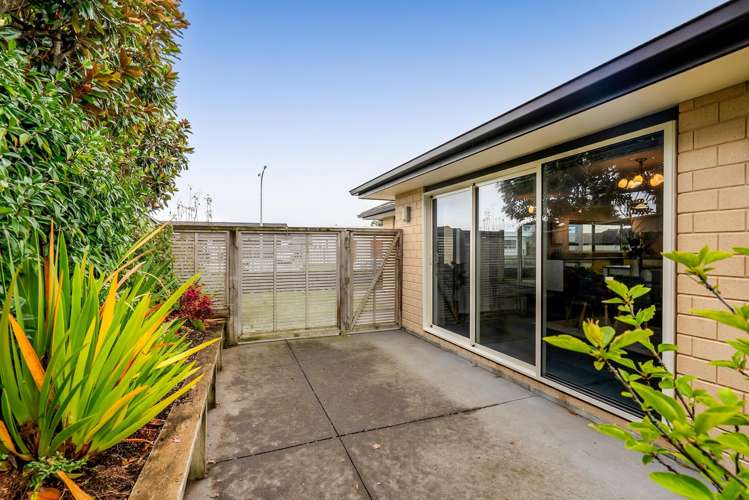 6 Saint Andrews Parkway Waiwhakaiho_32