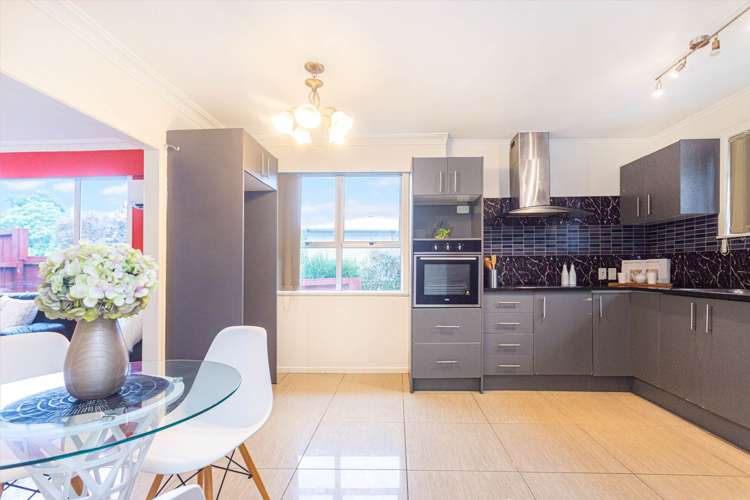 32 Kelkirk Street Kelston_12