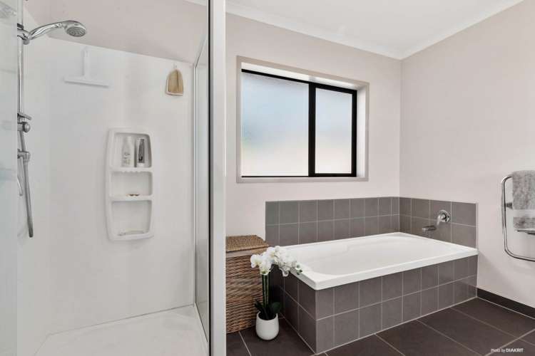 10e Landon Place Pukekohe_11