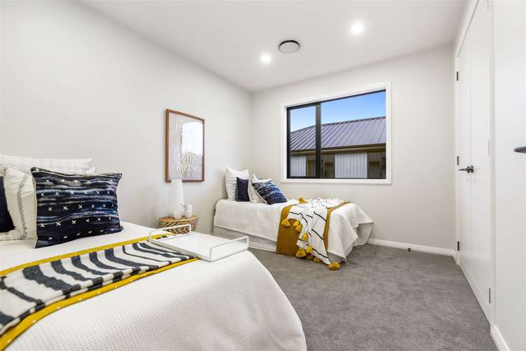 2/64 Banbury Crescent Fairfield_16