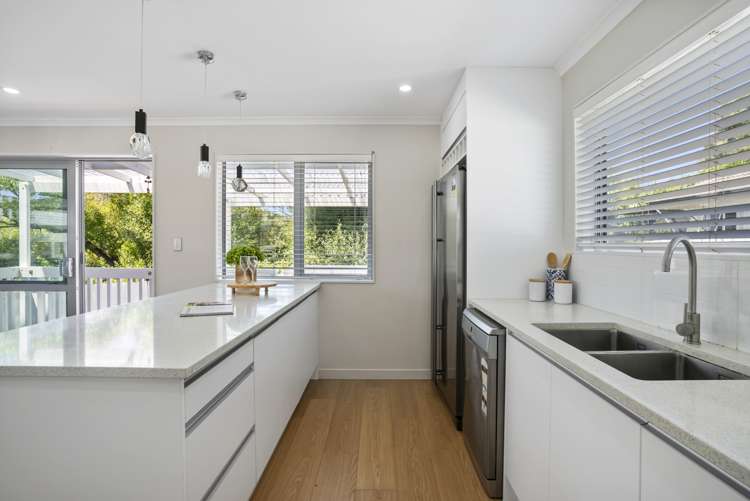 36b Fruitvale Road New Lynn_11