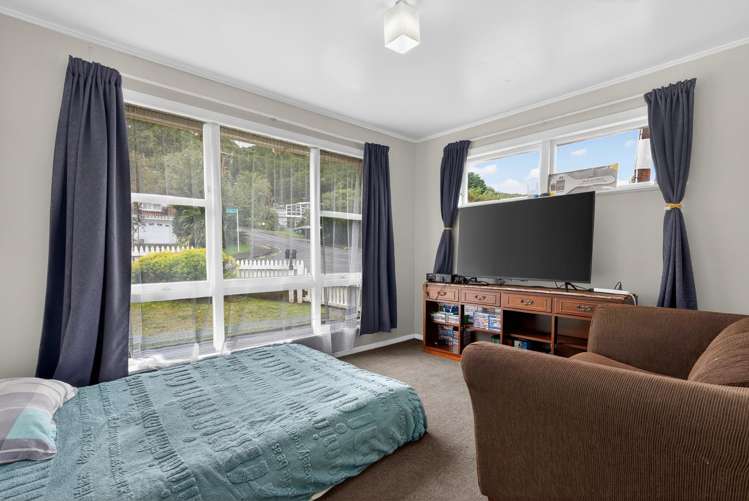 1 Isabel Grove Wainuiomata_5