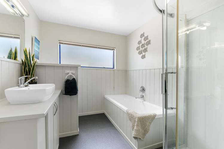 7 Butlers Lane Oakura_24