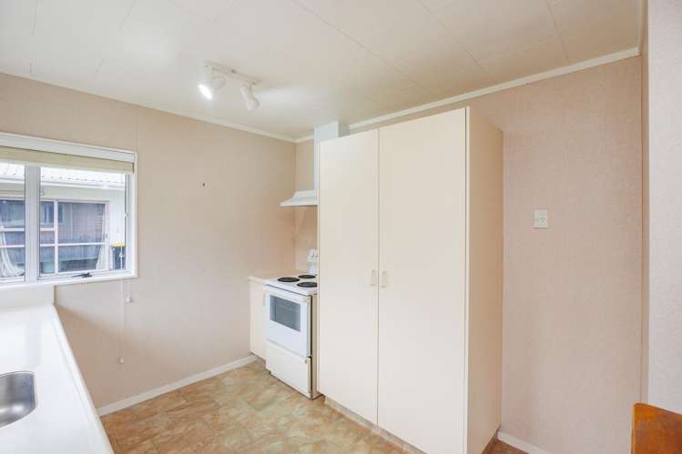 8 South Street Feilding_13