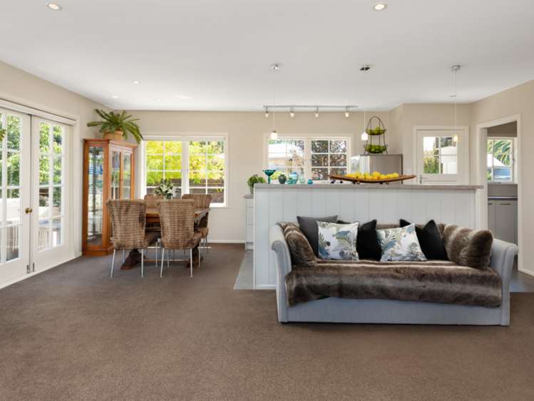 4 Collett Place Riversdale_11