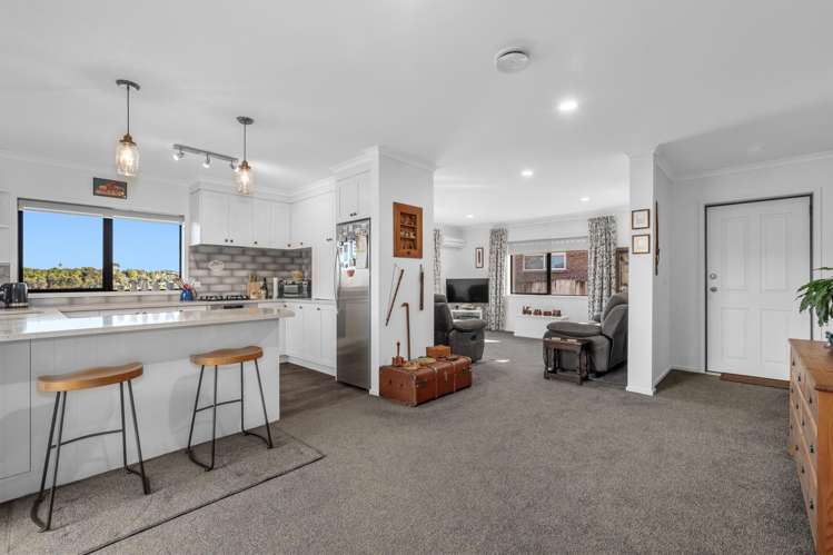 76 Oteki Park Drive Welcome Bay_11