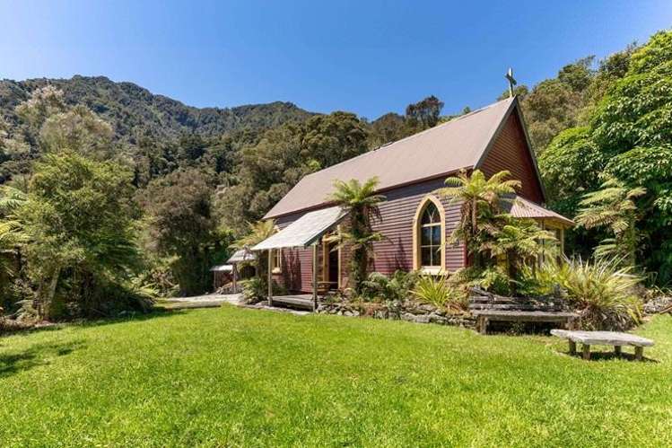 Hallelujah! West Coast’s most popular home sells for $1.25m - almost double its RV