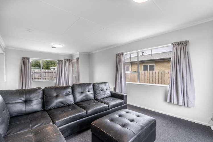 2/51 Douglas Street Grasmere_5
