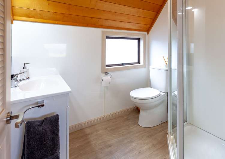 320 Marshall Crescent Thames_24