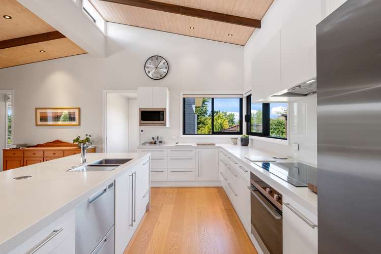 42 Grangewood Drive Lincoln_11