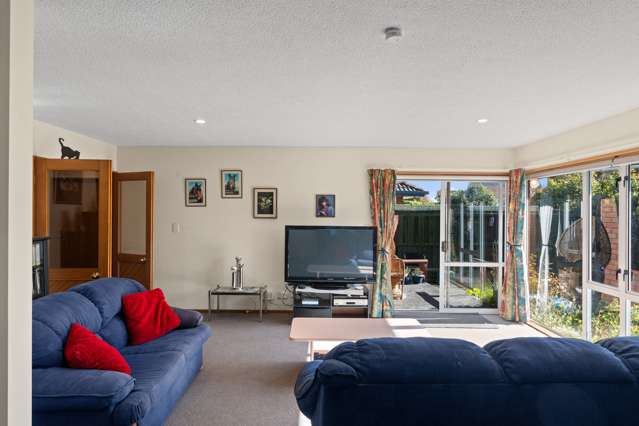 2/356 Yaldhurst Road Avonhead_3