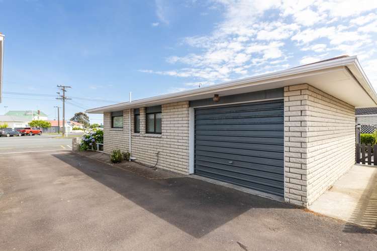 11 Tukapa Street Westown_17