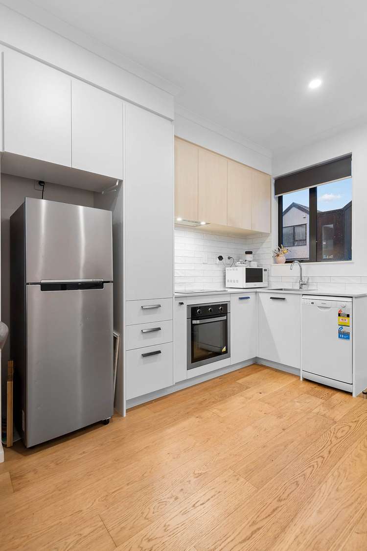 83 Waipuhinui Way Wiri_8