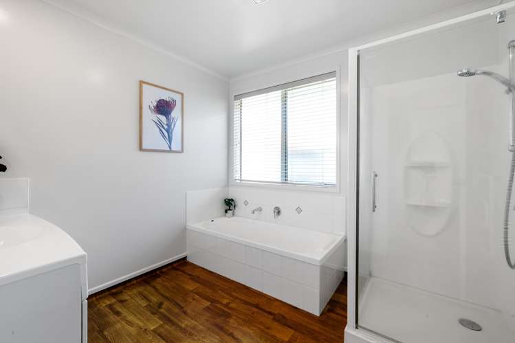 5 Parkside Drive Huntington_16