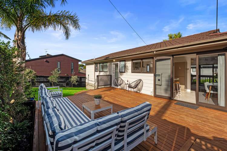 1/105 Sunset Road Totara Vale_27