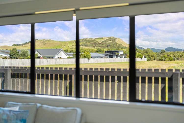 32 Te Hare Piahana Way_1