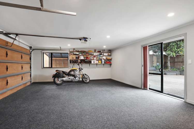 54 Roy Maloney Drive Henderson_23