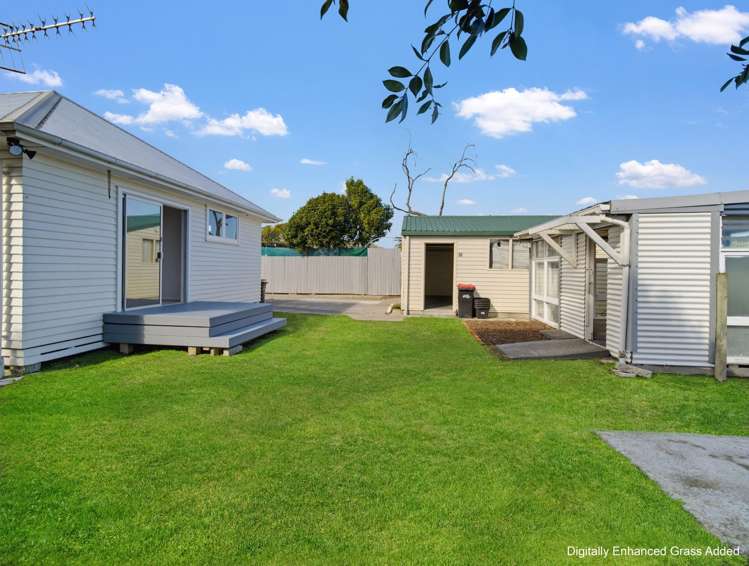 18 Wyatt Cres Onekawa_16