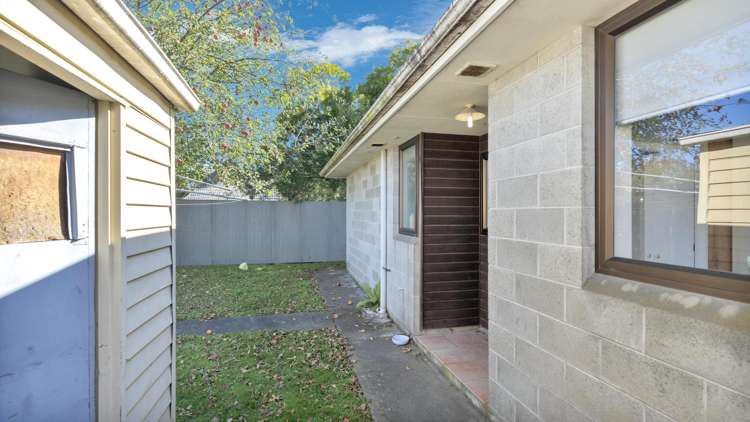 21 & 21B Ballantyne Ave Upper Riccarton_18