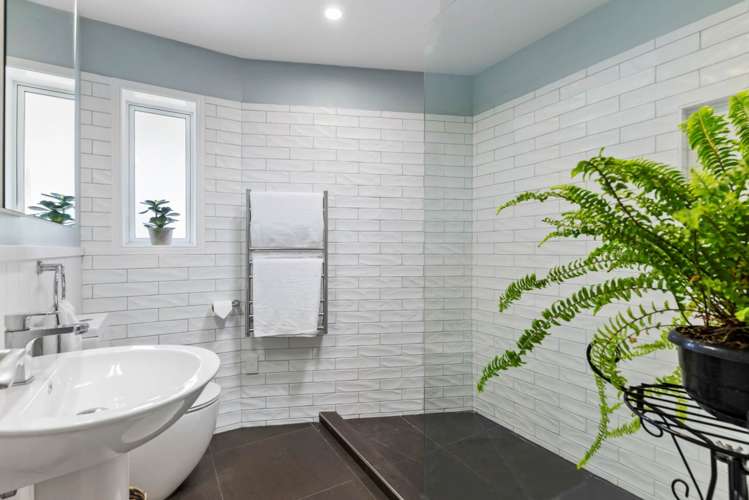 129 Bleakhouse Road Mellons Bay_14