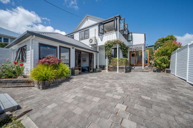 17 Penlington Place Akaroa_2