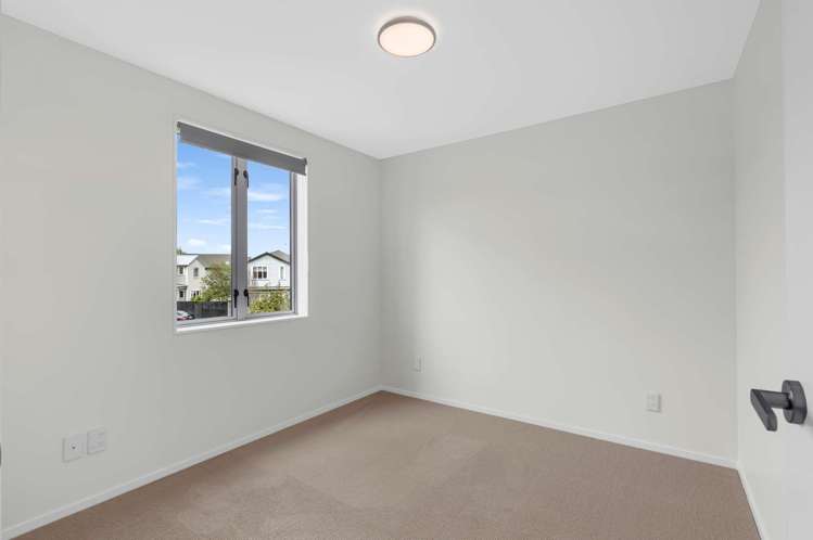 2 Saddleback Crescent Papakura_17