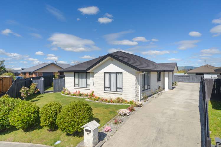 47 Meridian Grove Kelvin Grove_11