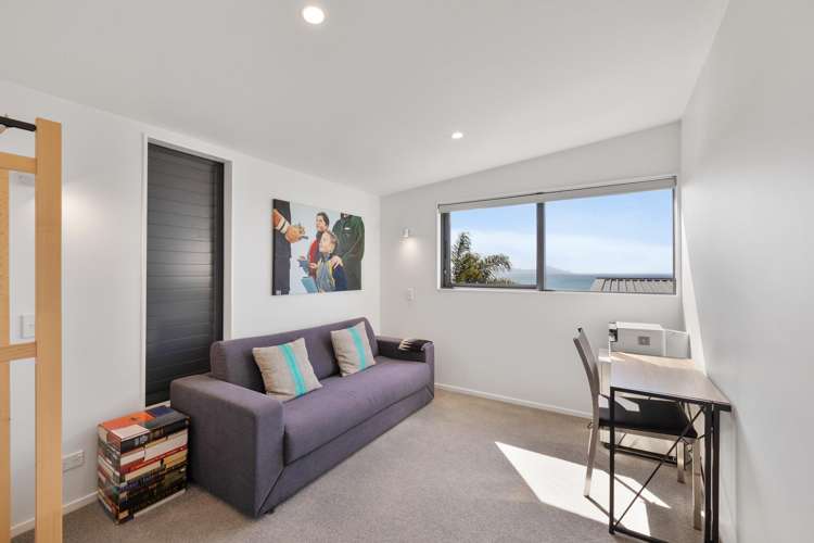 31 Taranga Road Langs Beach_30