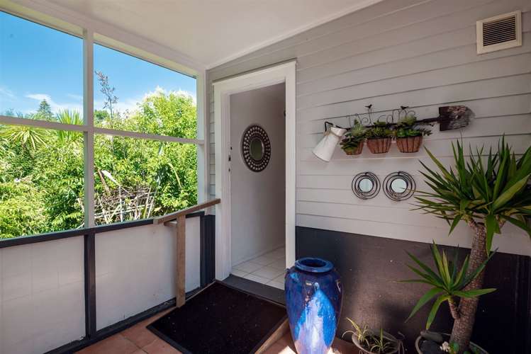 1/129 Edmonton Road Te Atatu South_6