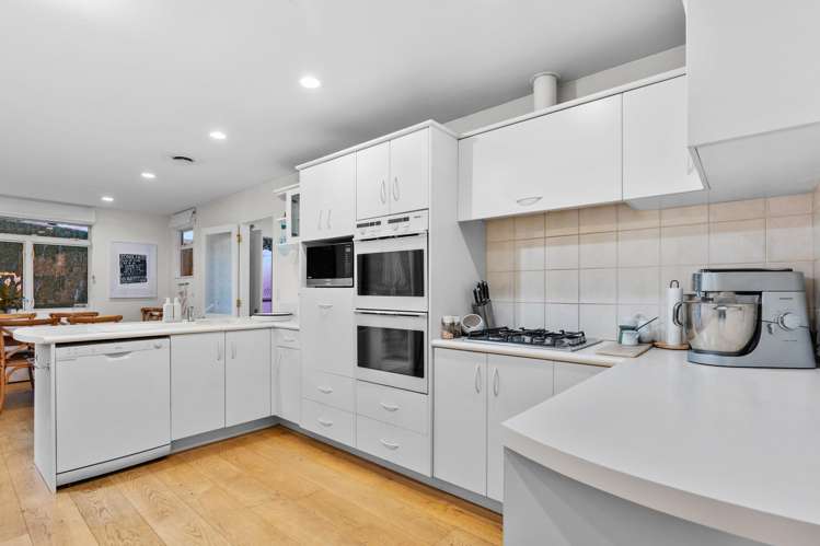 2/7 Morton Avenue Forrest Hill_10