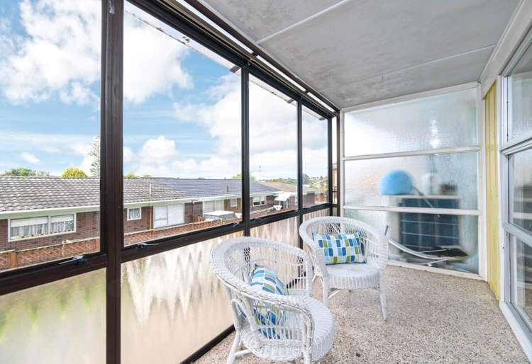 2/120 Titirangi Road New Lynn_3