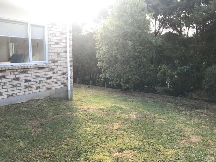 8 Te Puru Drive Maraetai_12