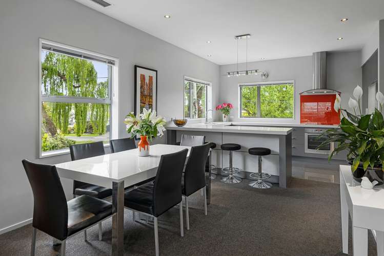 297 Eastern Terrace Sydenham_9