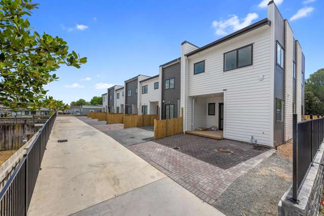 Tenanted Investment in Prime Location!