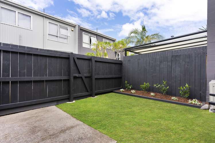 11/57 Point Chevalier Road Point Chevalier_8