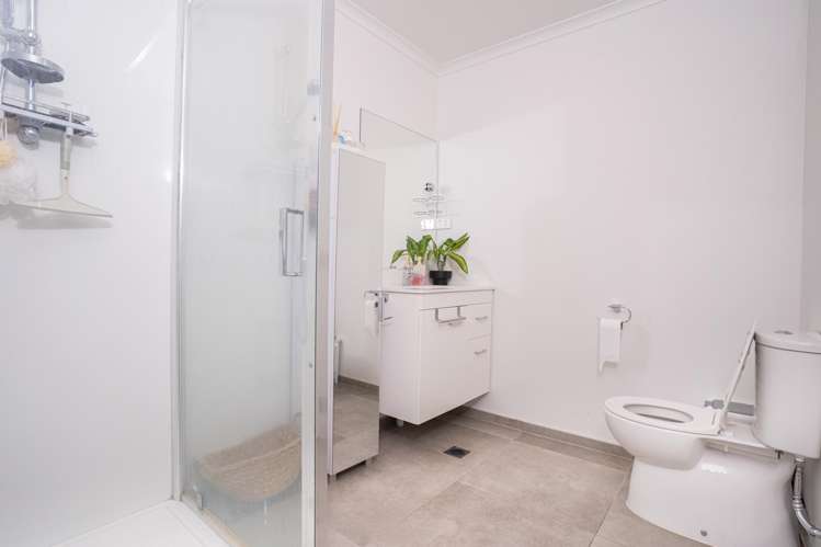 29 Saddleback Crescent Papakura_6