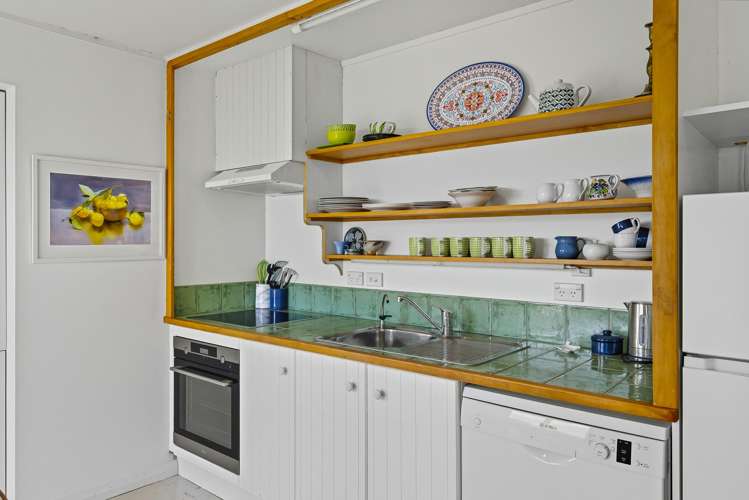 253 Rosetta Road Raumati Beach_9