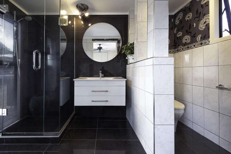 4 Sarah Place Farm Cove_16