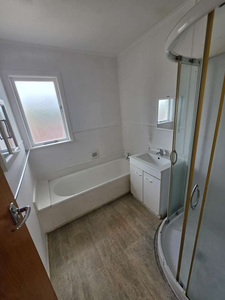 25 Rosalind St Deanwell_5