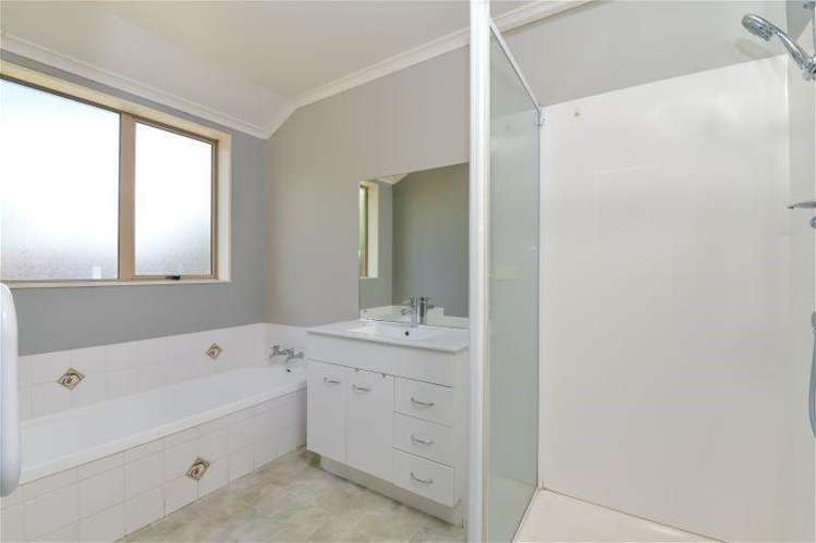 10 Twickenham Place Nawton_10