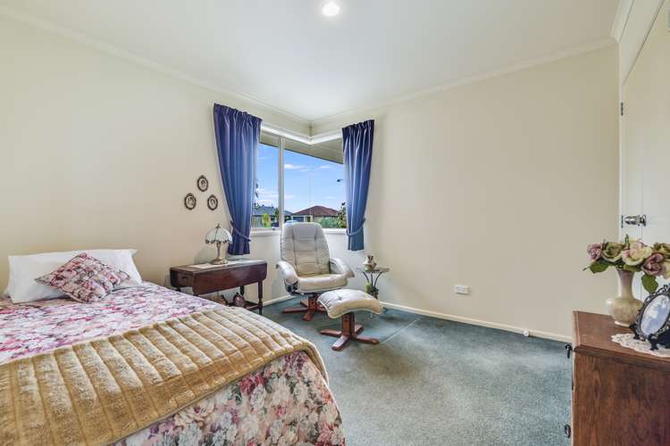 26 Nobleman Place Hamilton East_14