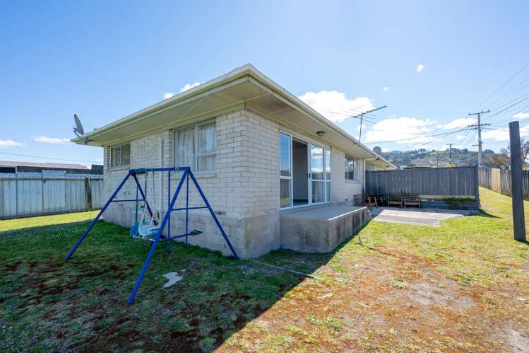 87 Lisa Crescent Mangakakahi_19