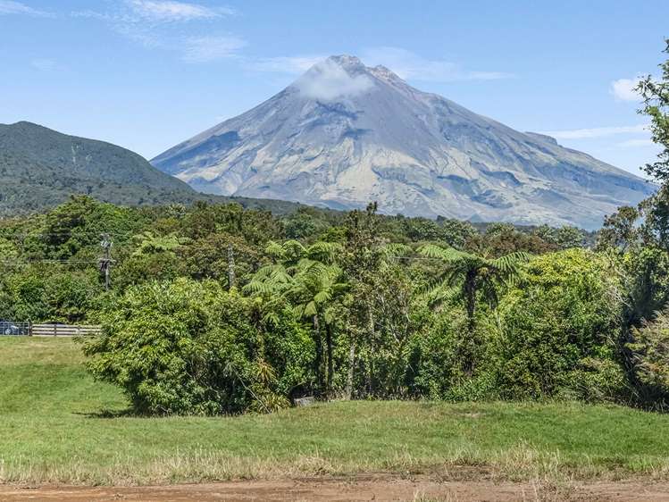 2784 Carrington Road Okato_12